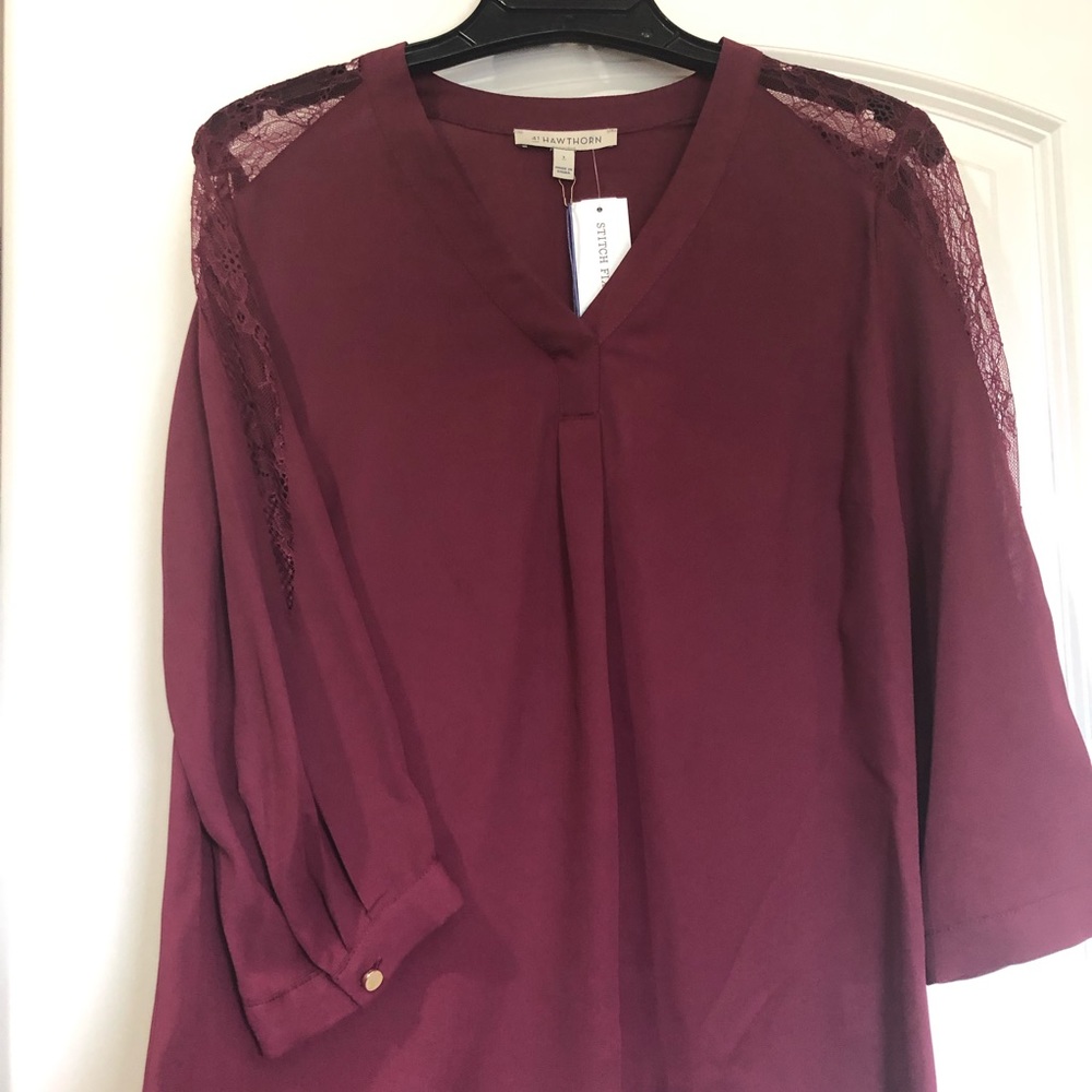 NEW 41 Hawthorn Burgundy Blouse